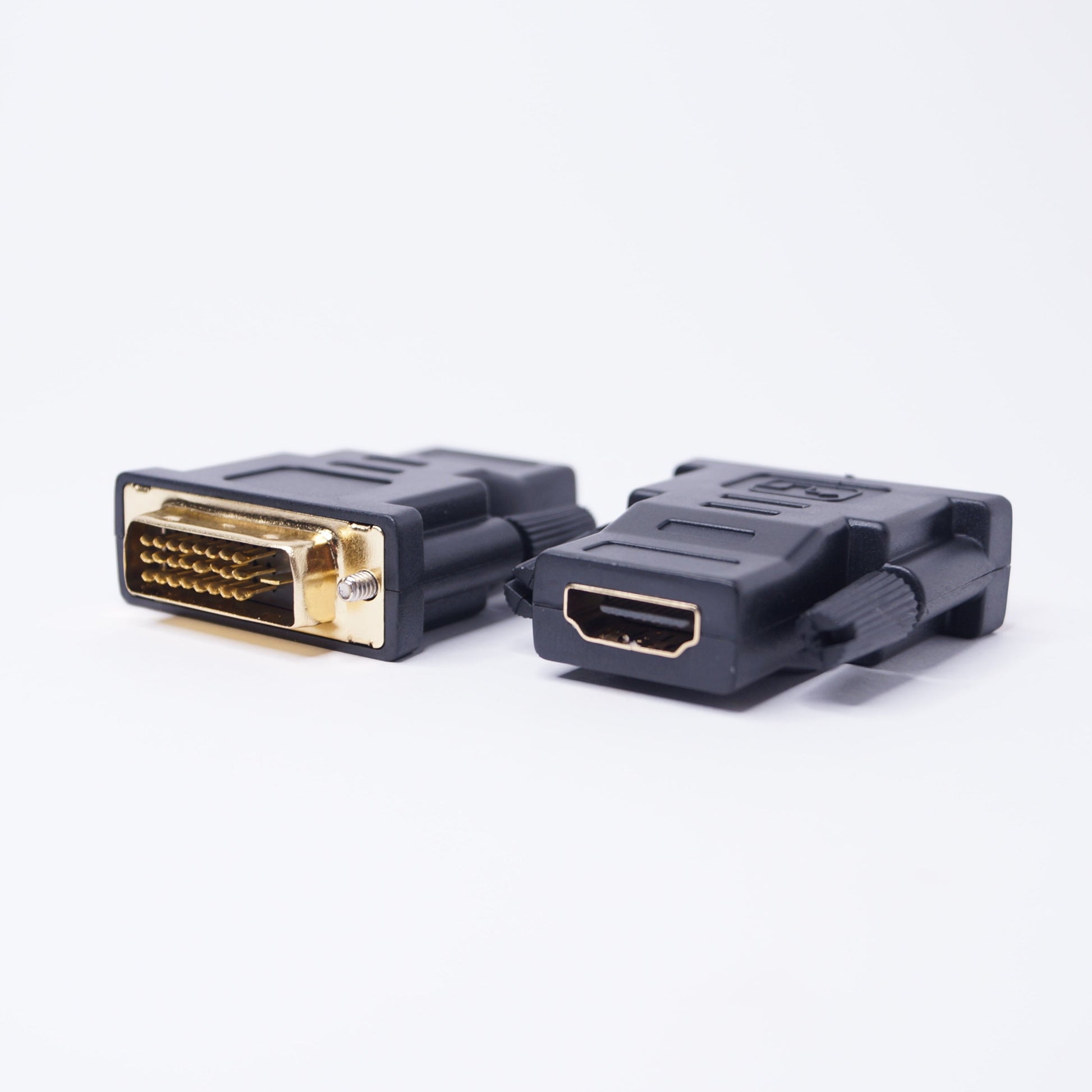 DVI-HDMI-Sovitin Kaksisuuntainen DVI D 24+1 Uros-HDMI-Naaraskaapeli - Dapteri - Dapteri