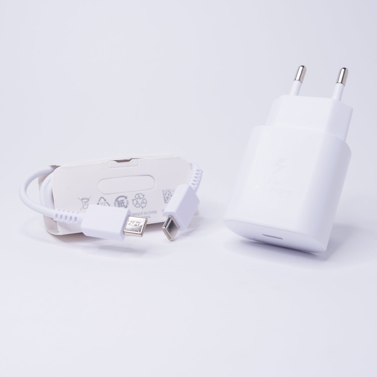 iPhone 15 Pikalaturi 25W Laturi Usb-C - Kaapeli 25w 1m - Dapteri - Dapteri